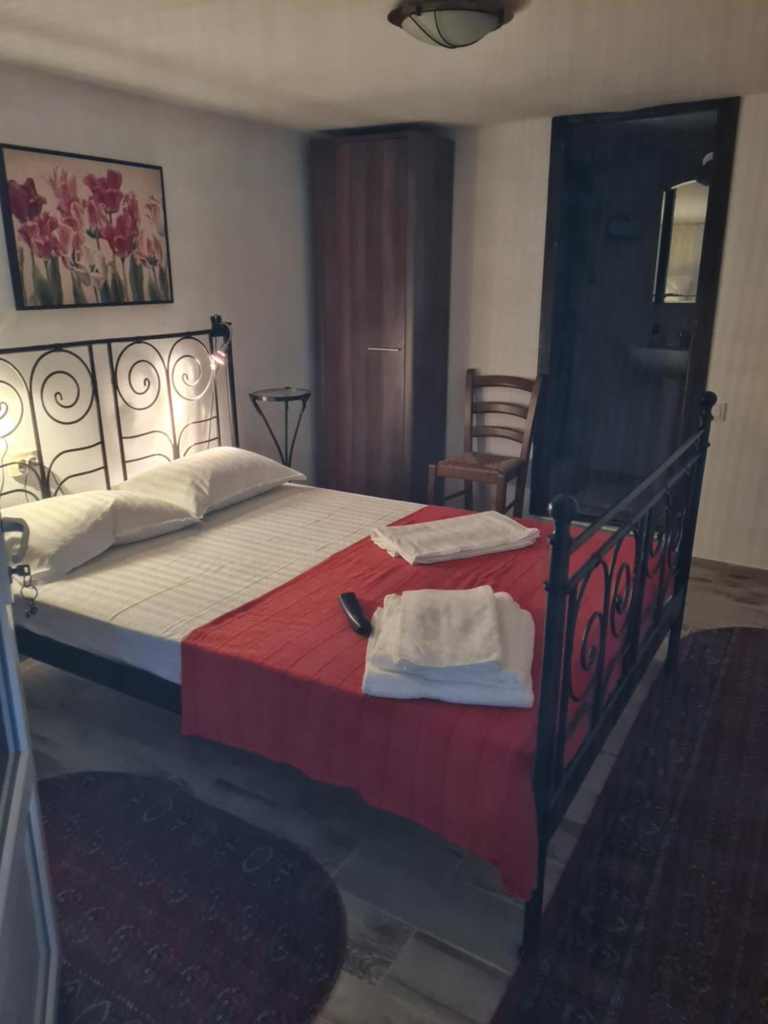 Vila Margareta Curtea de Argeş Quarto foto